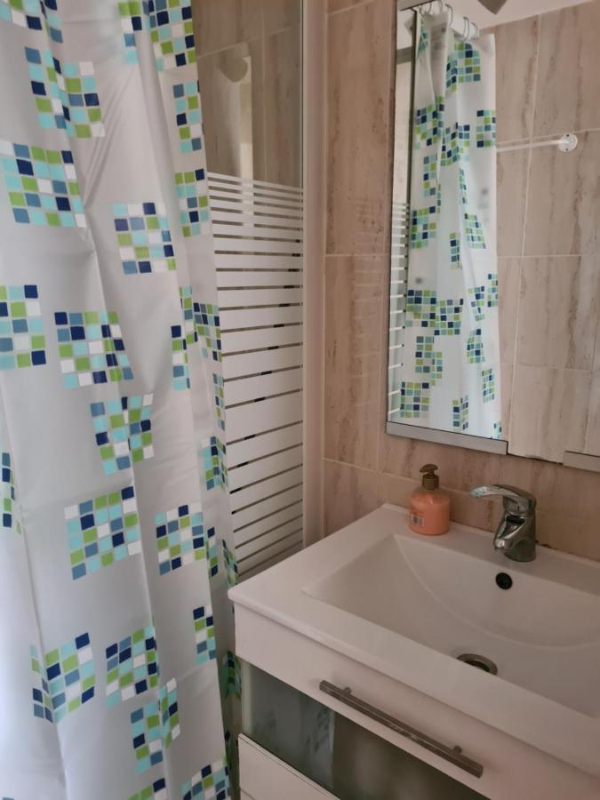 Apartamento En Pleno Centro De Nerja Exteriör bild
